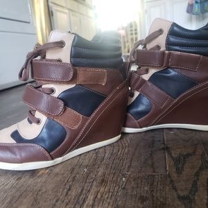 Mia Highheel Sneakers